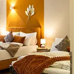 Art Loft Altstadt I 90 Qm I 2 Schlafzimmer I 2 Arbeitsplaetze I 6 Gaeste